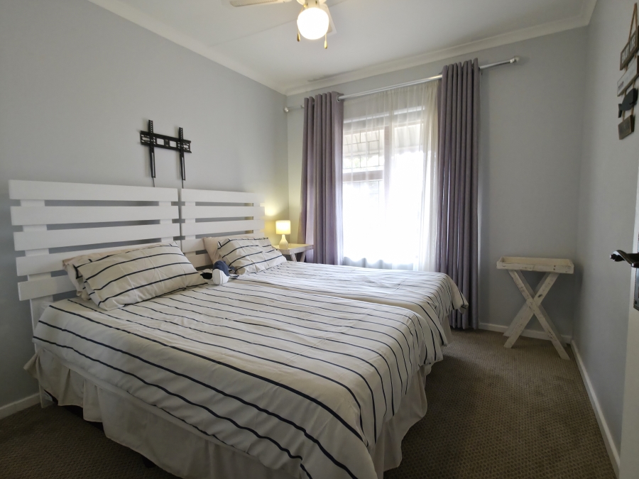 3 Bedroom Property for Sale in Wavecrest Eastern Cape